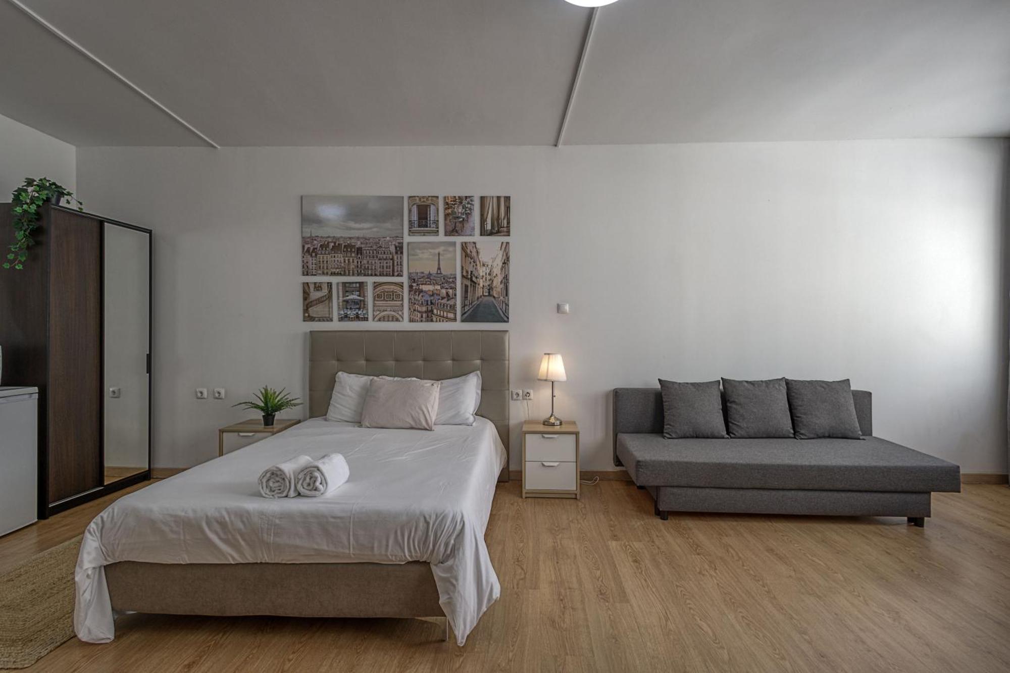 Travel & Live Aliados Apartment Порто Екстериор снимка