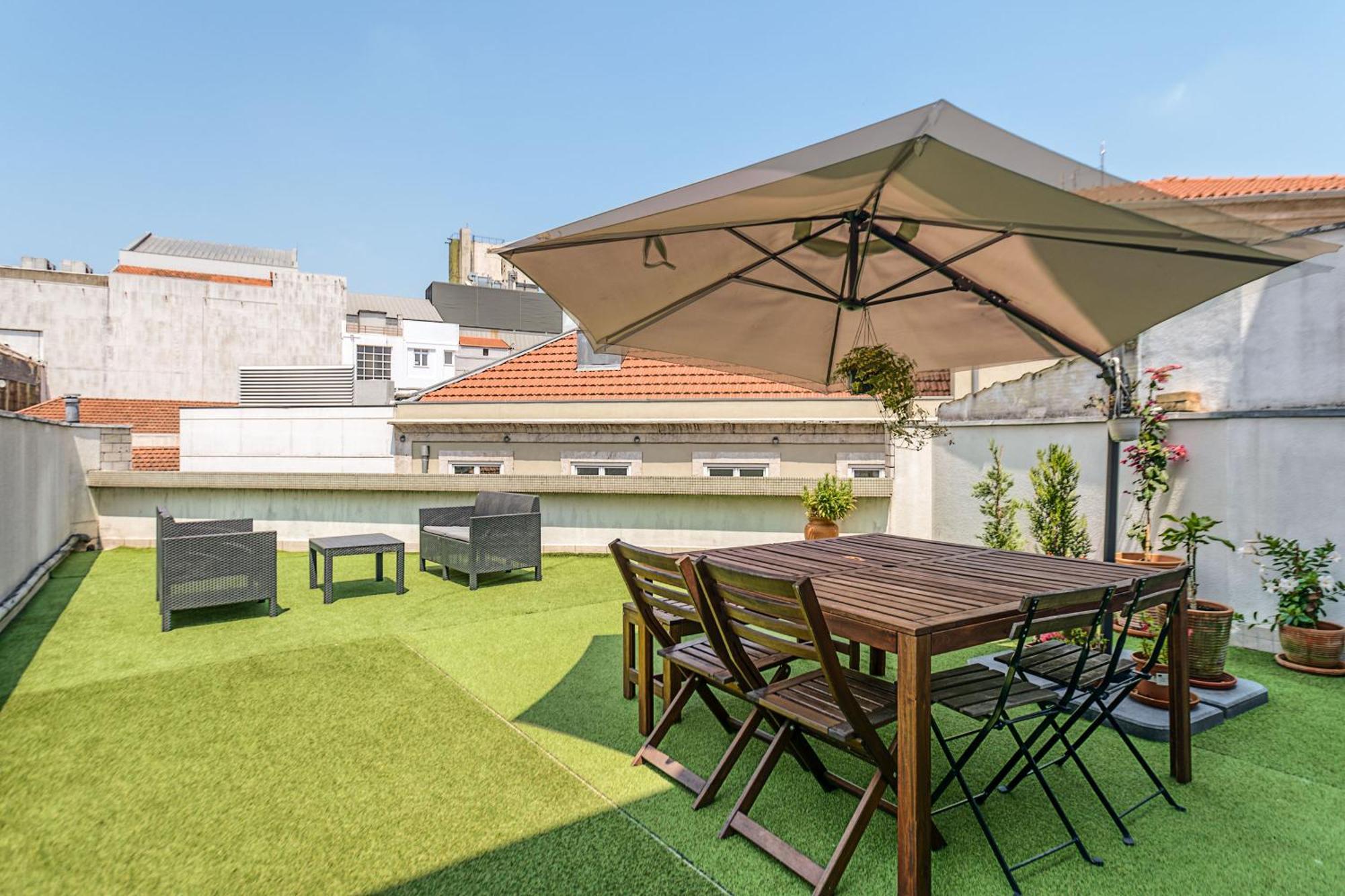 Travel & Live Aliados Apartment Порто Стая снимка